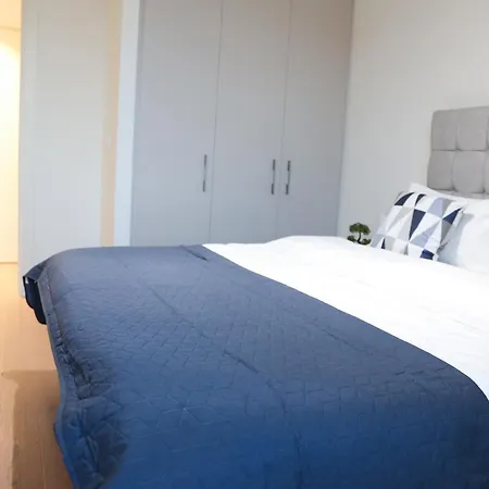 Waterfront - River Apartment *